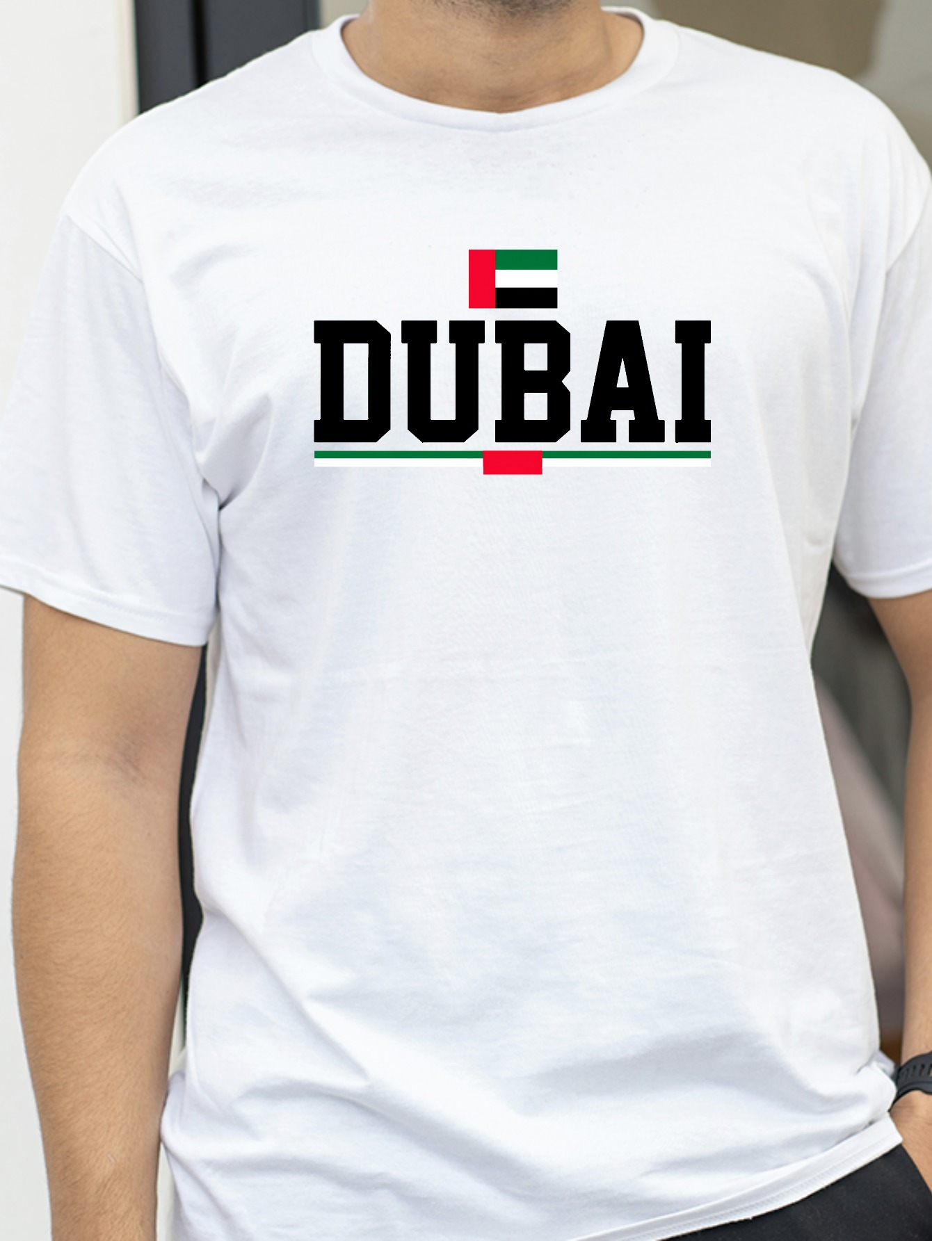 Dubai United Arab Emirates Fla - огляд і ціна Dubai Men'S Fashion