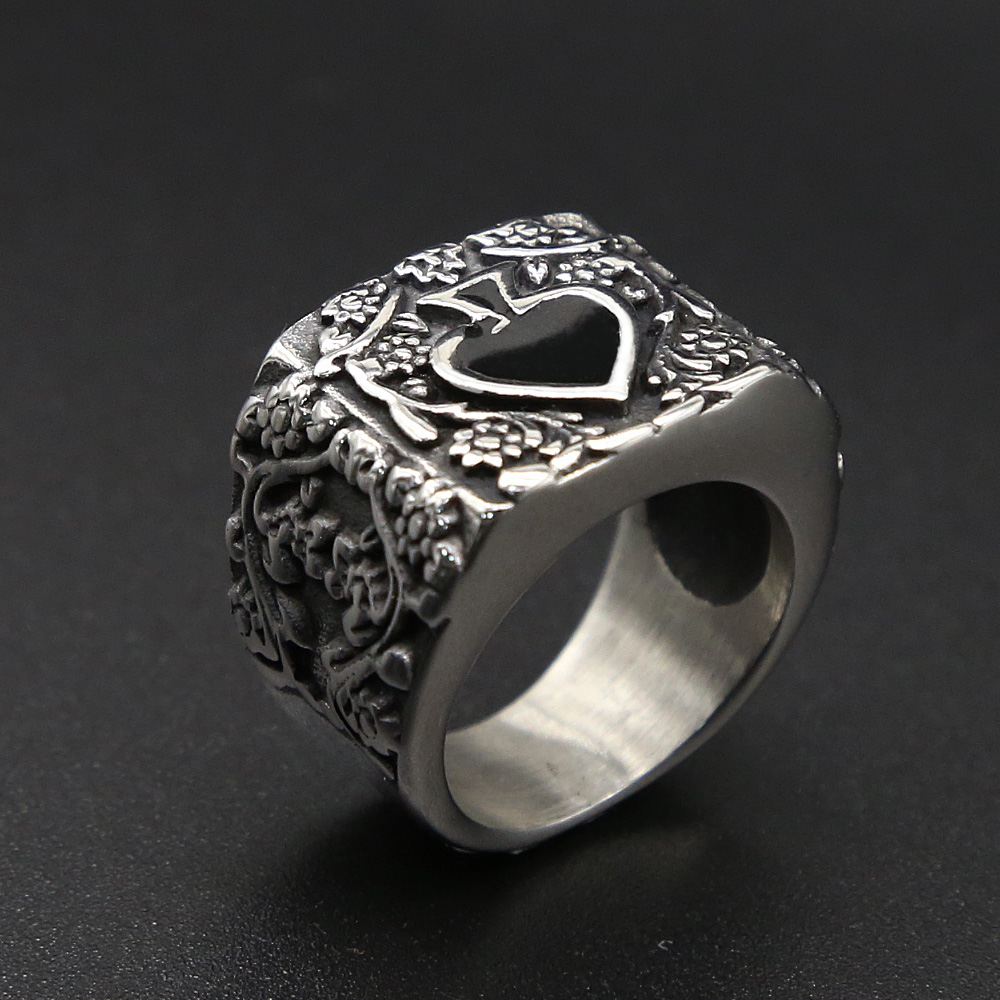 Lucky Spades A Solitaire Ring  - огляд і ціна Men'S Fashion Outlets